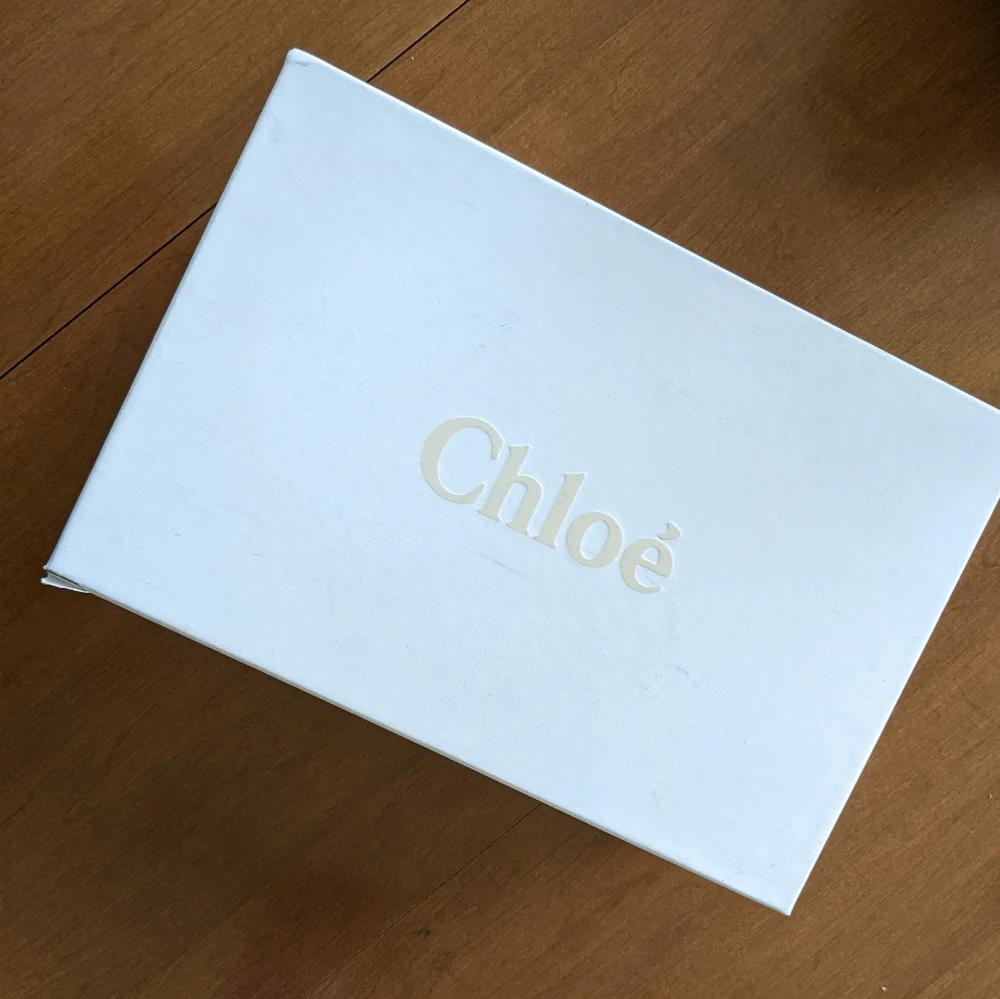 NEW Chloe Gray Scalloped Suede Espadrilles 37/7